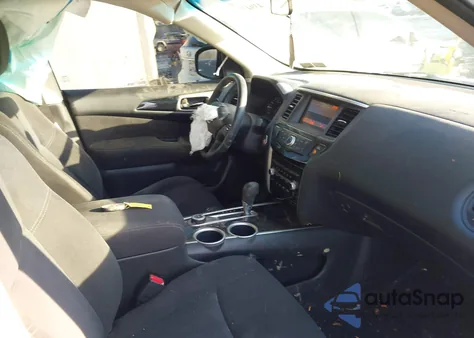 2013 Nissan Pathfinder S z USA, uszkodzony, nr VIN 5N1AR2MM4DC687924